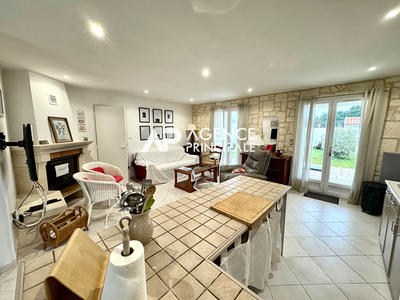 Maison - 90 m² - 4 pièces