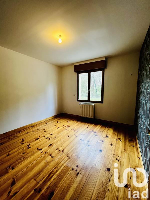 Maison - 337 m² - 12 pièces