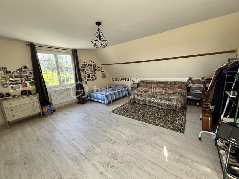 Propriété - 258 m² - 9 pièces