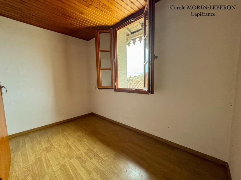 Immeuble - 114 m² - 6 pièces