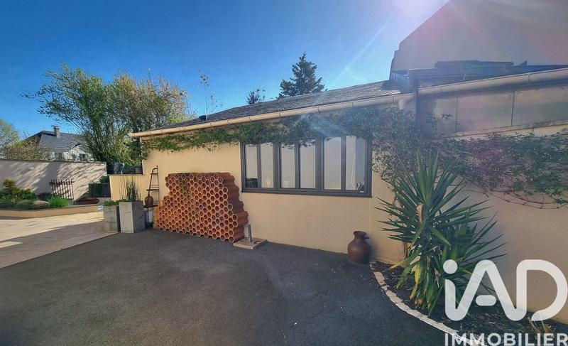 Maison - 183 m² - 6 pièces