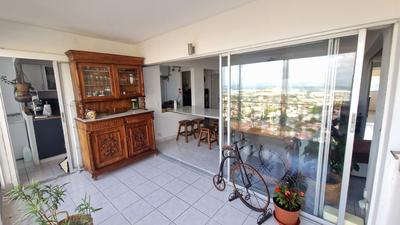 Appartement - 120 m² - 5 pièces