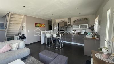 Maison - 140 m² - 7 pièces