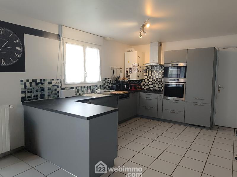 Maison - 96 m² - 6 pièces