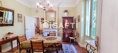 Maison - 286 m² - 13 pièces