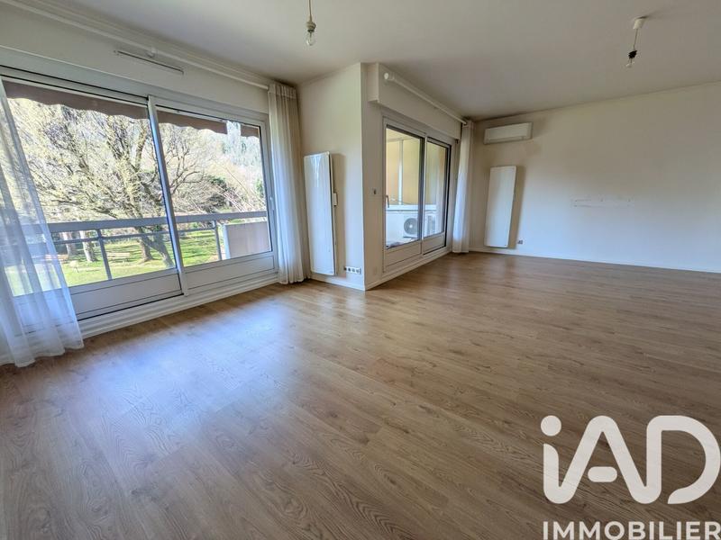 Appartement - 105 m² - 5 pièces