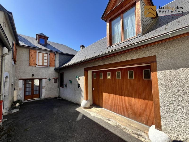 Maison - 182 m² - 7 pièces