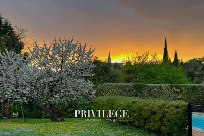 Maison - 184 m² - 6 pièces