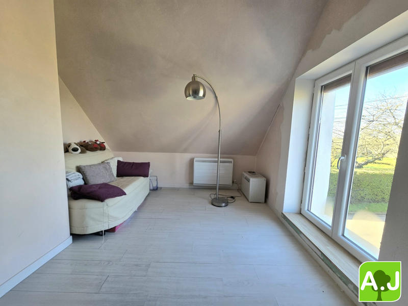 Maison - 107 m² - 6 pièces