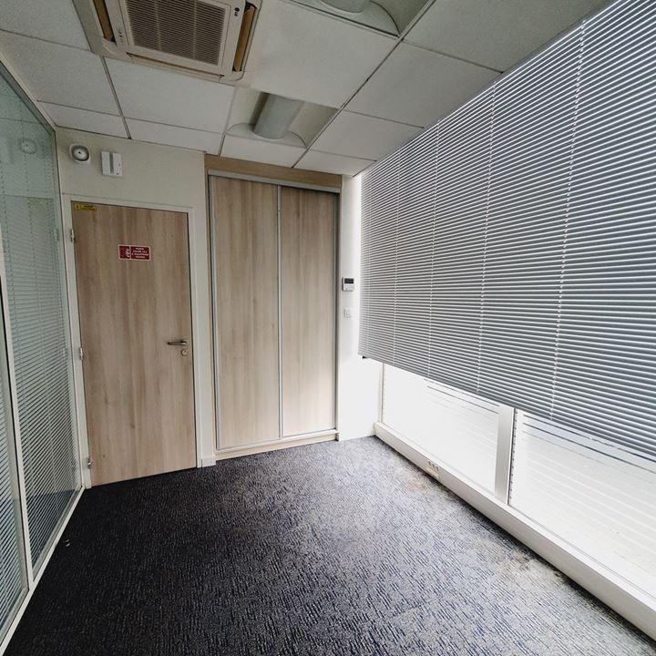 Local commercial - 44 m² - 3 pièces