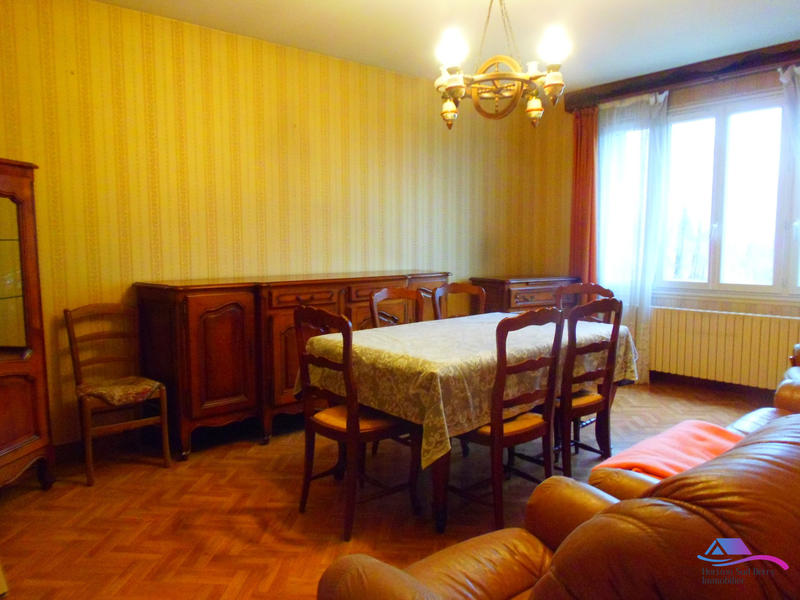 Maison - 85 m² - 4 pièces