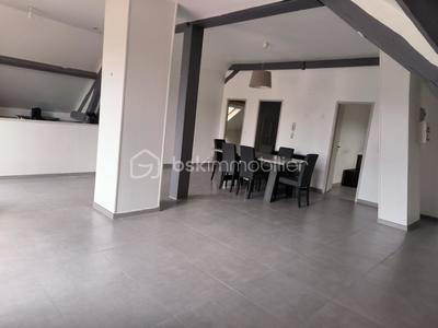 Loft - 75 m² - 3 pièces