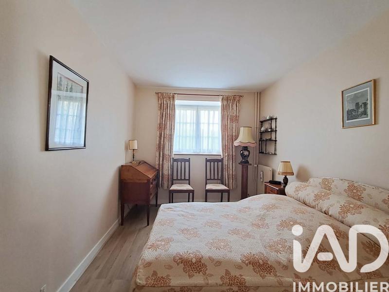 Maison - 200 m² - 8 pièces