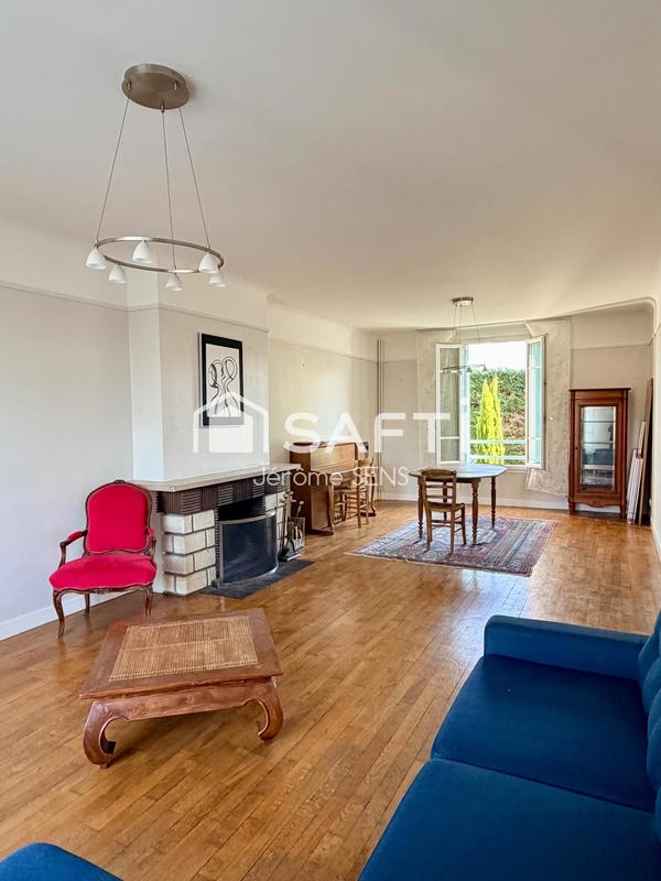 Maison - 168 m² - 8 pièces