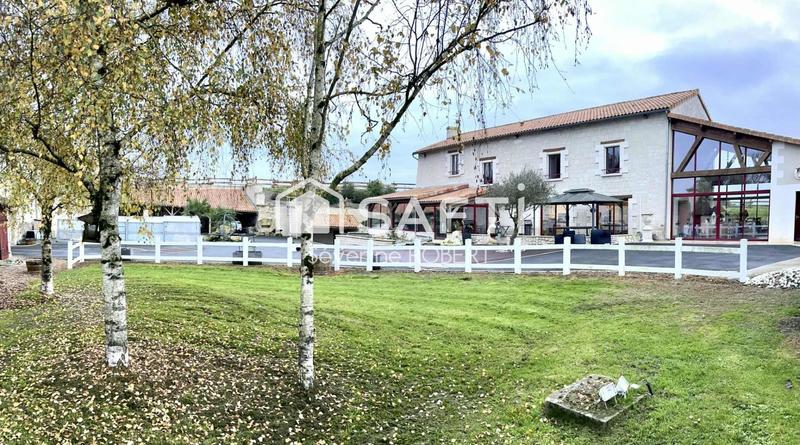 Maison - 241 m² - 7 pièces