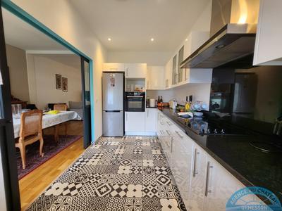 Maison - 88 m² - 4 pièces