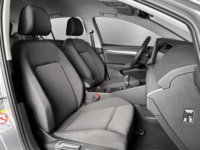 Volkswagen Golf 8 Garantie 2029 - 1.5 Tsi 116ch Ja17p Digital Cockpit Carplay Sieges Chauff Regul