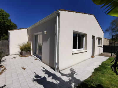 Maison - 98 m² - 4 pièces