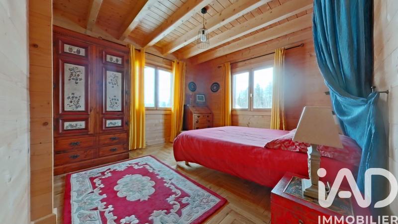 Châlet - 131 m² - 5 pièces