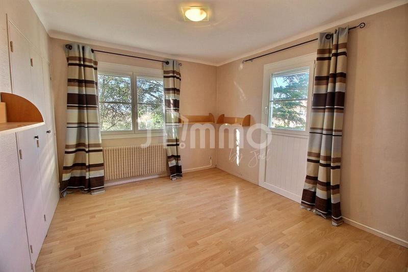 Villa - 189 m² - 7 pièces