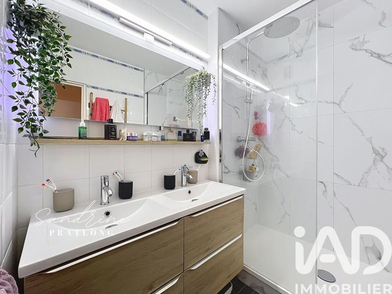 Appartement - 79 m² - 4 pièces