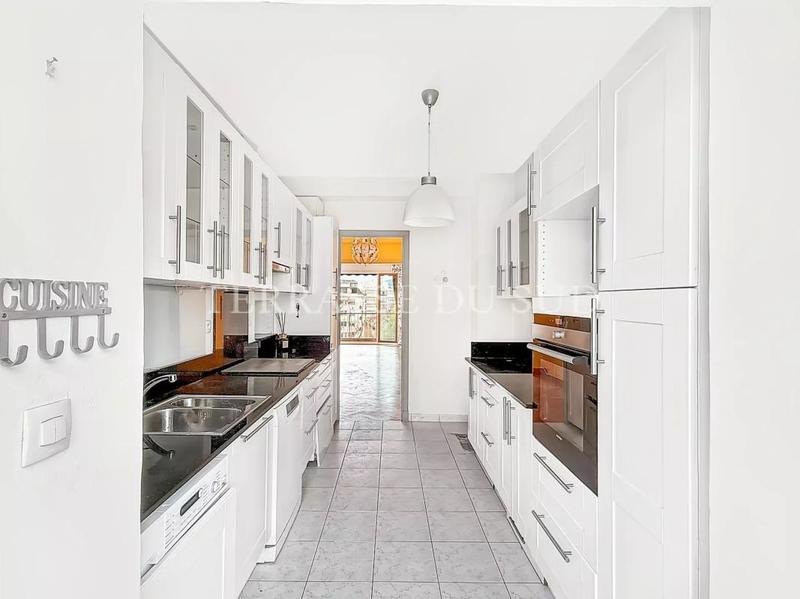 Appartement - 72 m² - 2 pièces