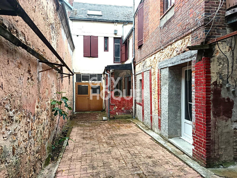 Maison - 170 m² - 8 pièces