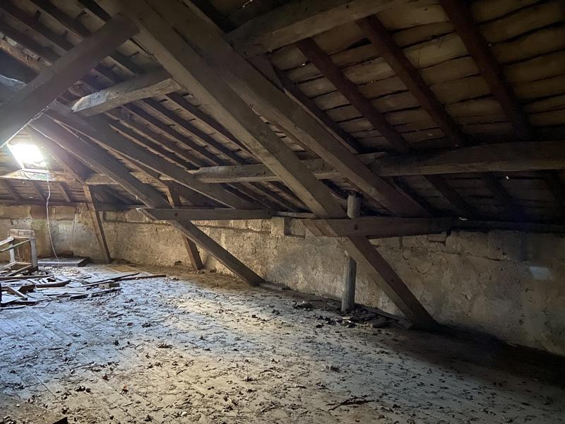 Maison traditionnelle - 217 m² - 14 pièces