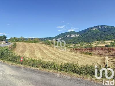 Terrain - 3 000 m²