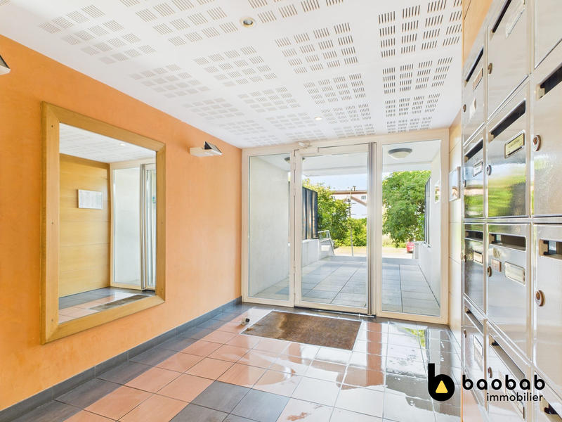 Appartement - 86 m² - 4 pièces