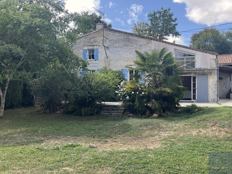 Maison - 174 m² - 6 pièces