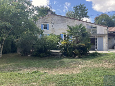 Maison - 174 m² - 6 pièces