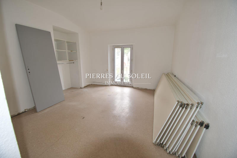 Appartement - 600 m² - 17 pièces