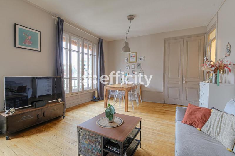 Appartement - 70 m² - 3 pièces