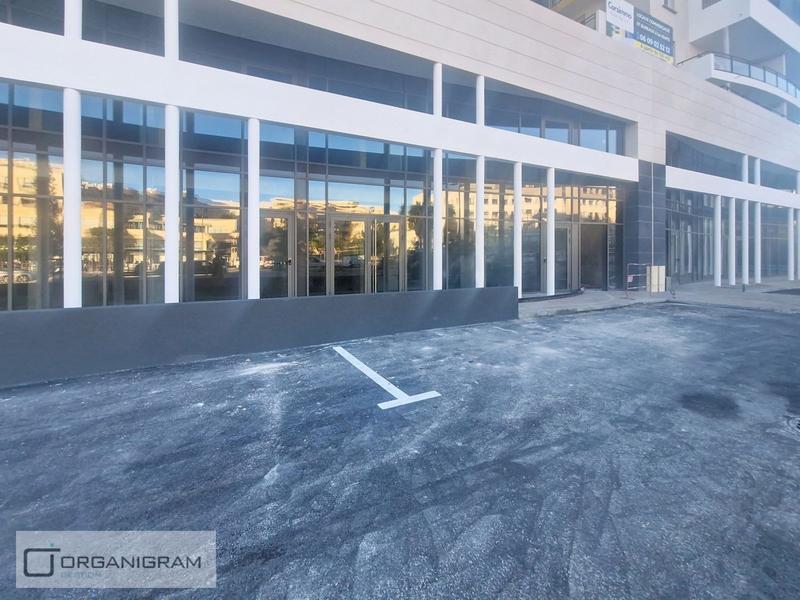 Local commercial - 157 m²