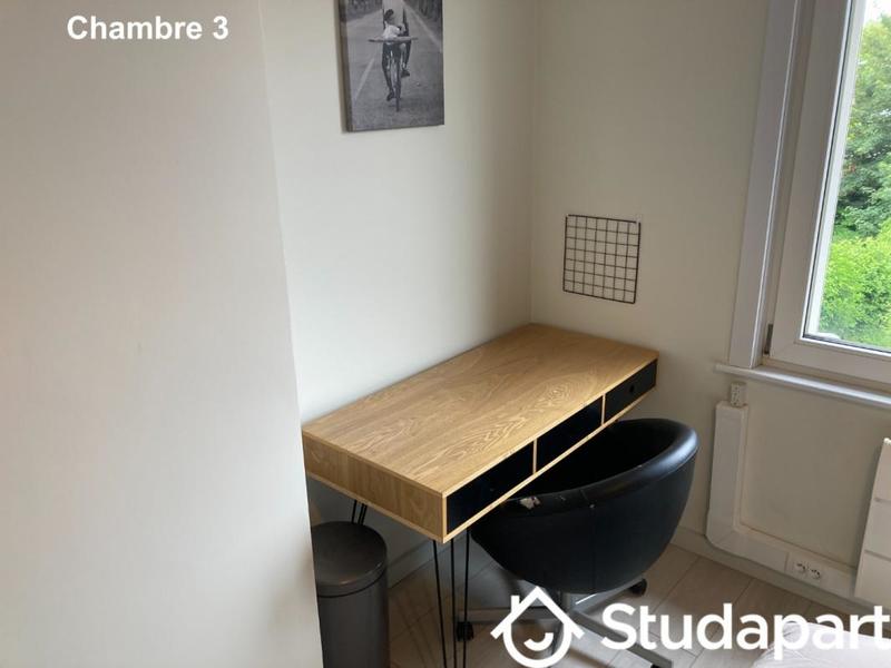 Chambre - 11 m² - 1 pièce