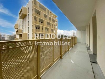 Appartement - 79 m² - 4 pièces