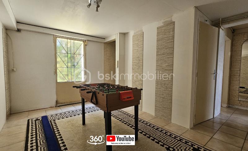 Maison traditionnelle - 140 m² - 5 pièces