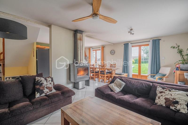 Maison - 140 m² - 5 pièces