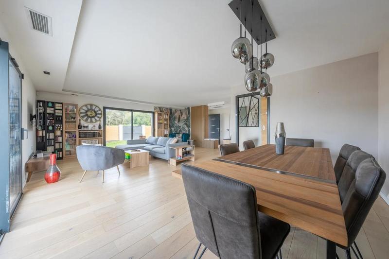 Maison - 146 m² - 5 pièces