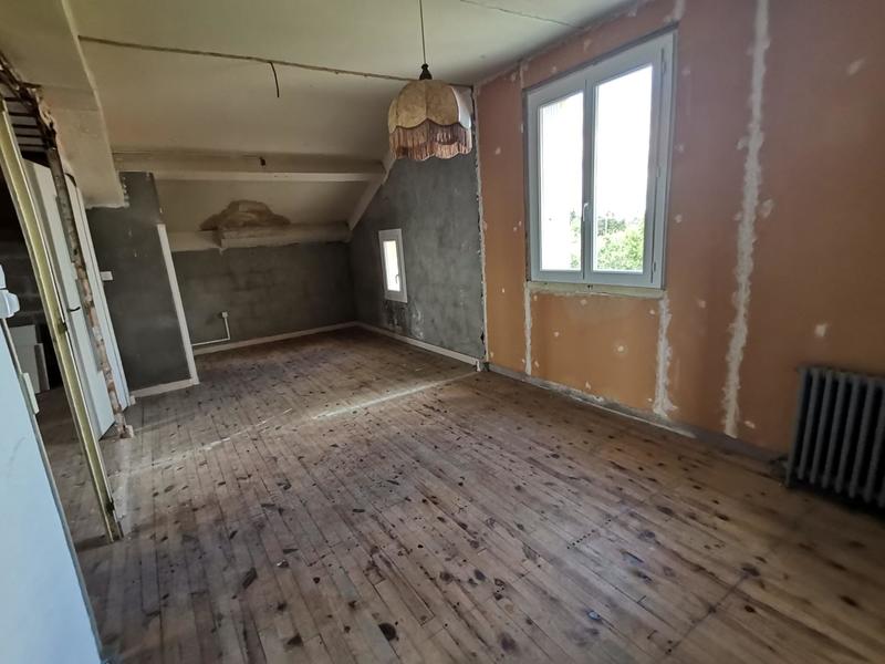 Maison ancienne - 180 m² - 7 pièces