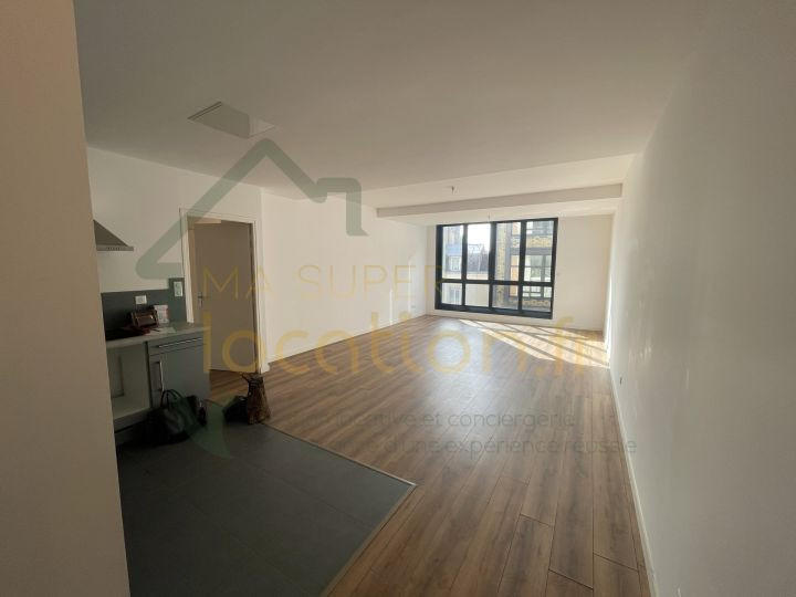 Appartement - 86 m² - 3 pièces