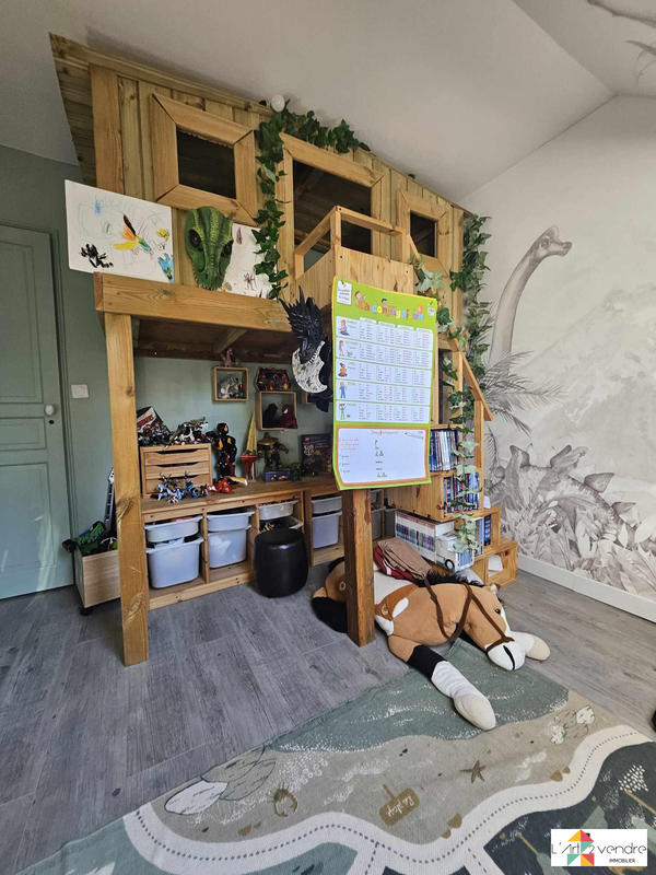 Maison - 185 m² - 6 pièces