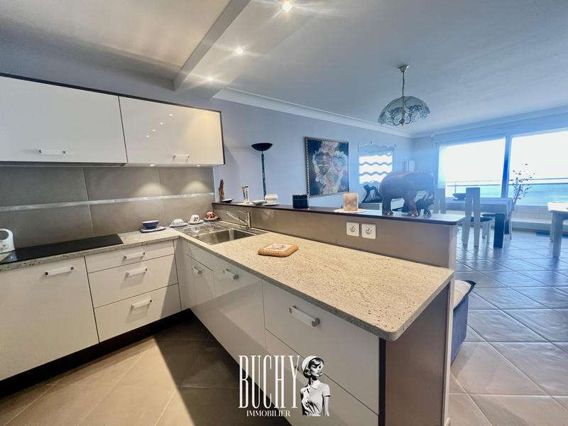 Appartement - 77 m² - 3 pièces