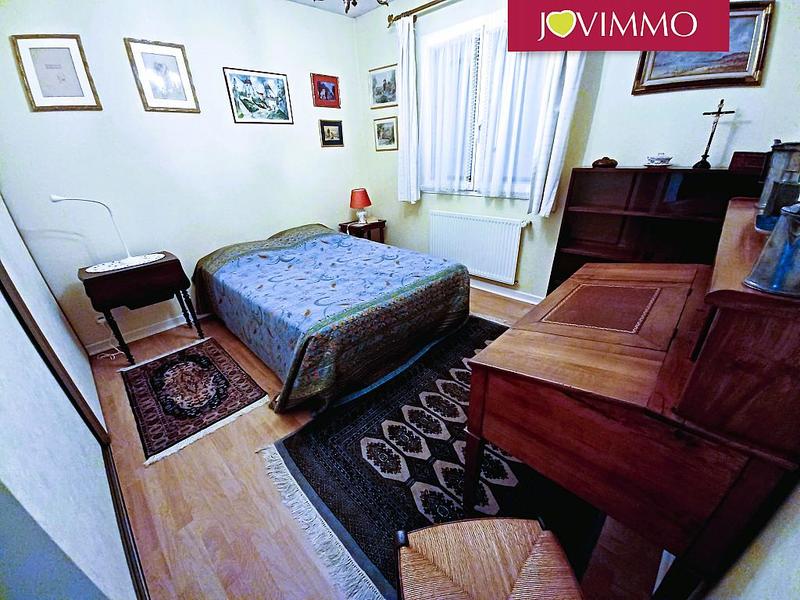 Maison - 205 m² - 7 pièces