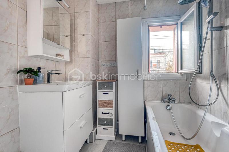 Maison de ville - 80 m² - 4 pièces