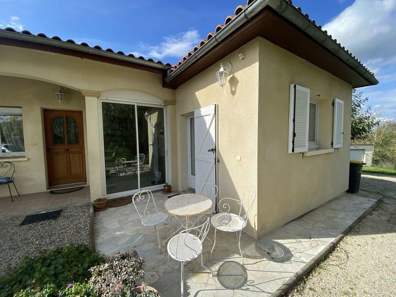 Maison - 198 m² - 8 pièces