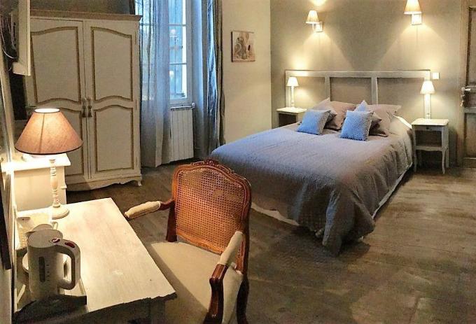 Propriété - 525 m² - 20 pièces