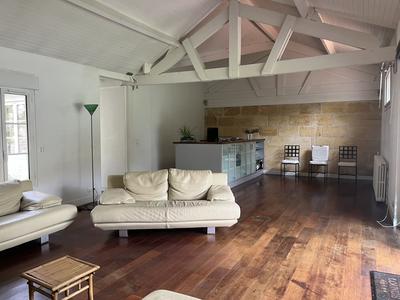 Maison - 160 m² - 4 pièces