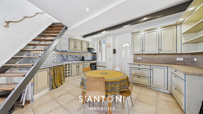 Maison de village - 95 m² - 5 pièces